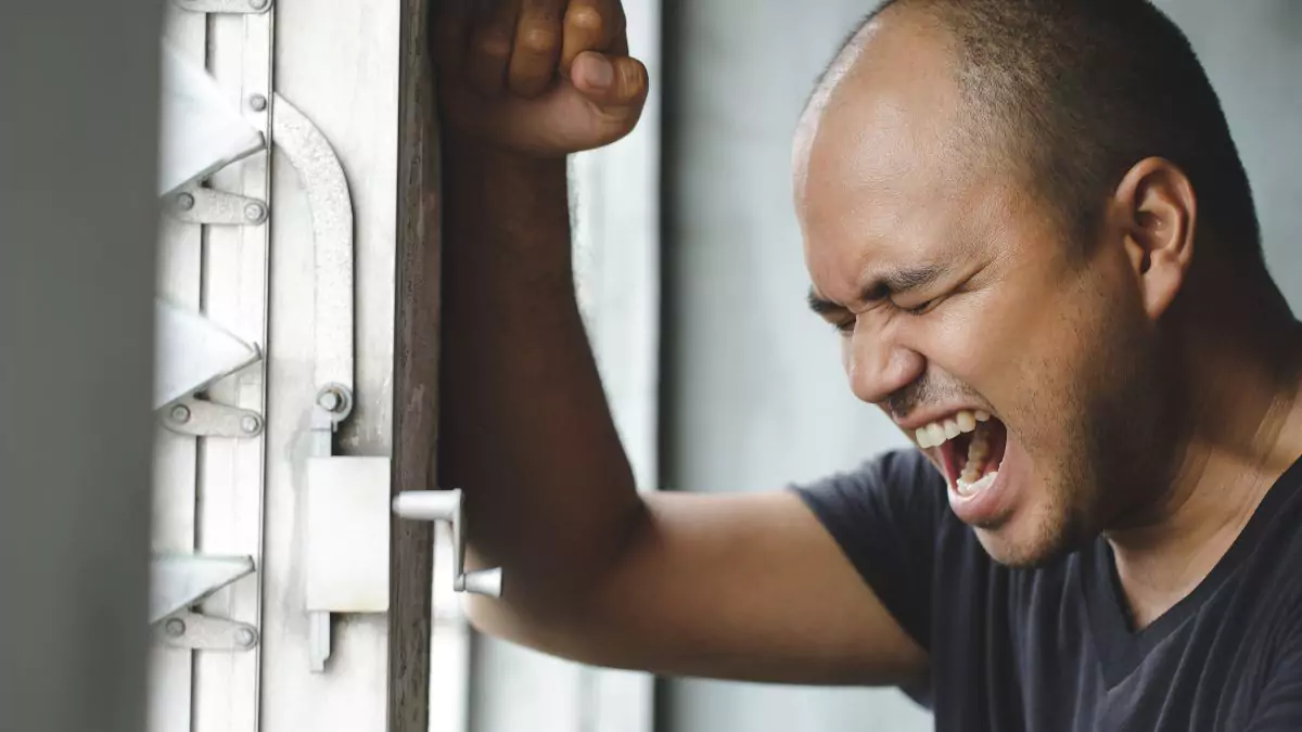 Mental Fatigue Is Not Just Tiredness—It’s a Signal (Here’s What It Means)